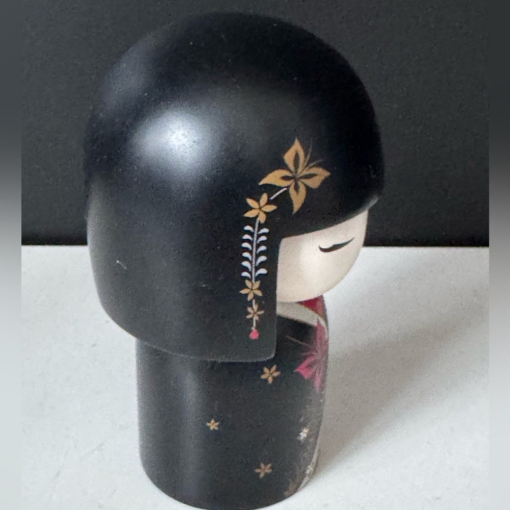 Nama Kimmidoll Wooden Kokeshi Doll - Picture 2 of 6